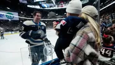 Sean Monahan Wins Masterton Trophy After Overcoming Grief and Injury
