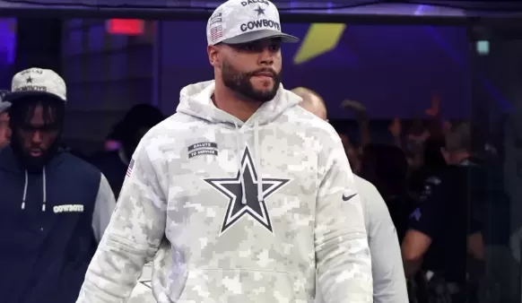 Dak Prescott Aims to End Cowboys' Super Bowl Drought, Cement Legacy in 2025
