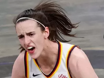 Fever Coach White Blasts Officiating After Loss to Liberty
